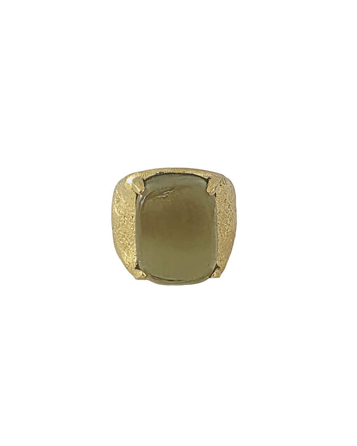 Peridot cabochon ring
