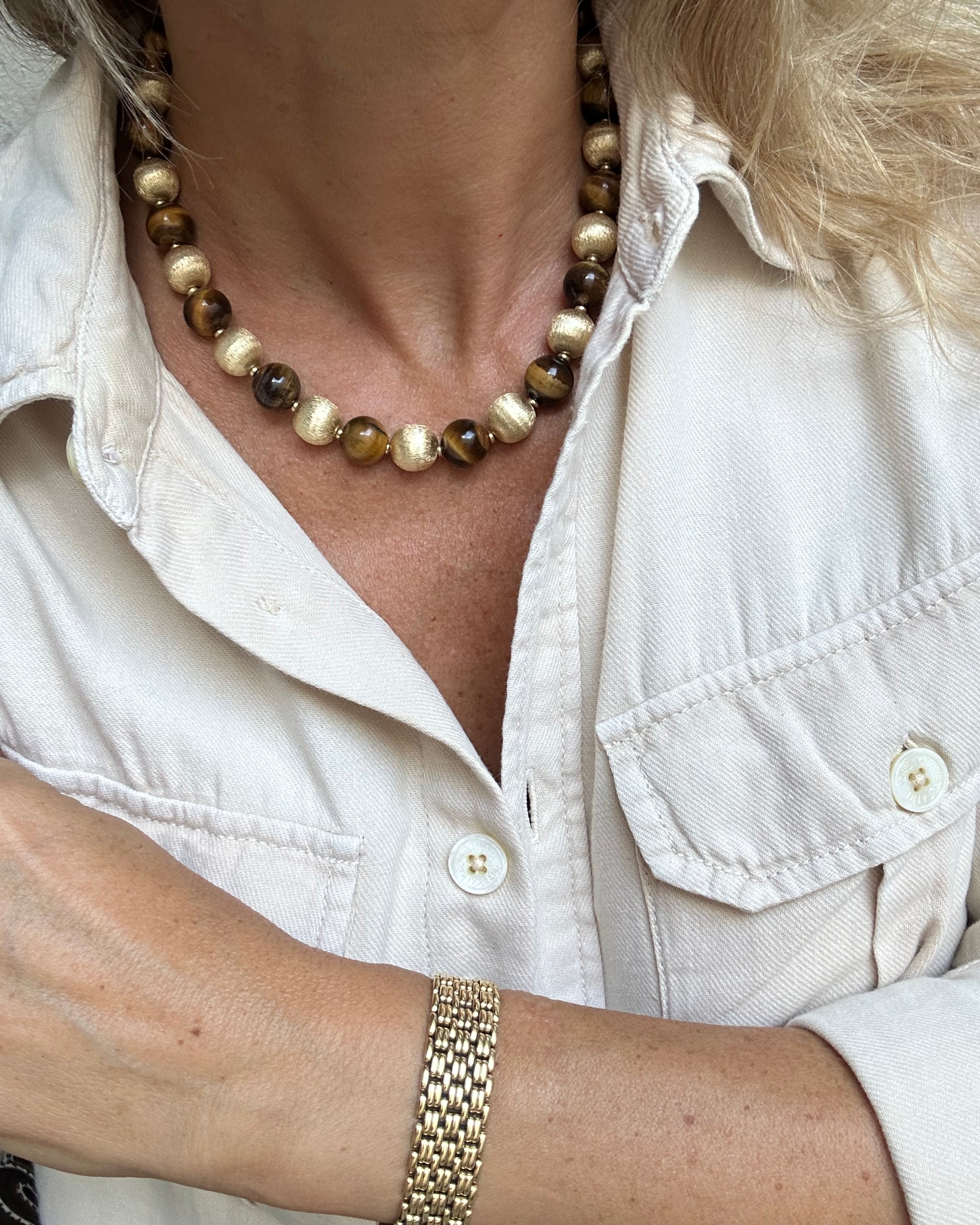 Gold and tiger's eye bead necklace