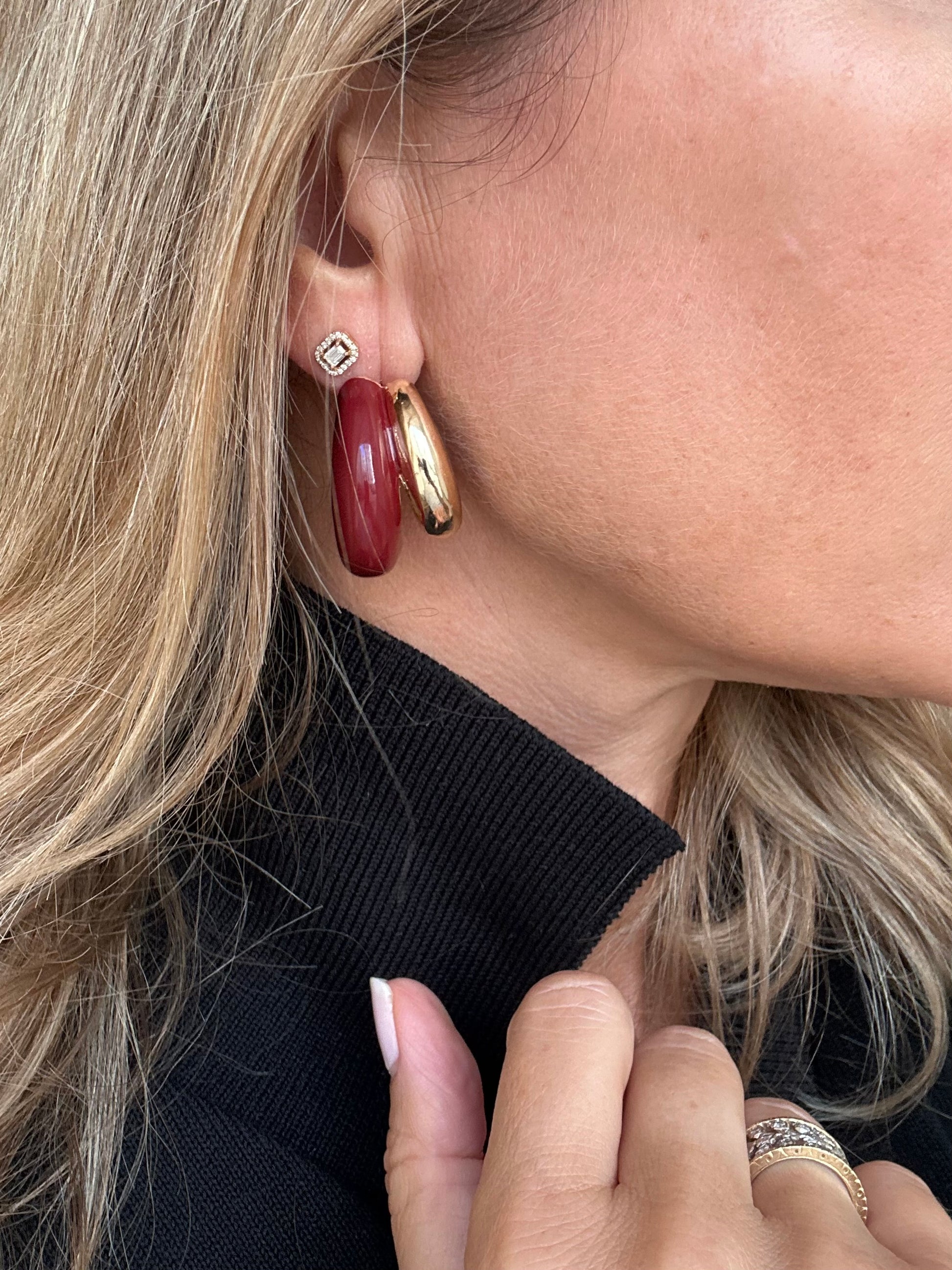 Lacquered burgundy hoop earrings