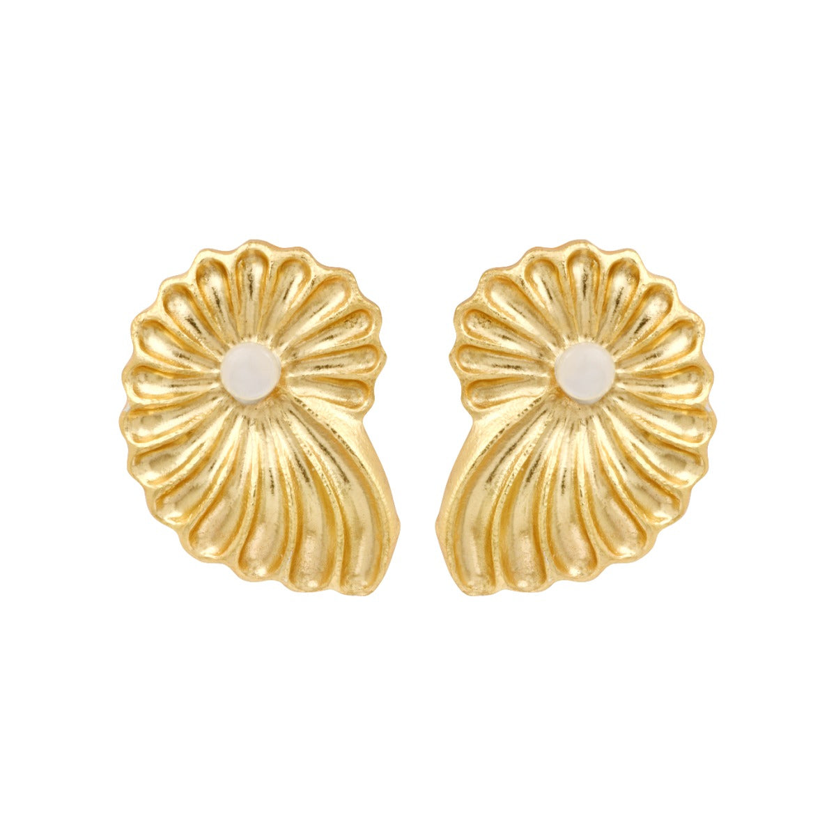 Boucles d'oreilles nautilus nacre blanche dorées mat Ammonite
